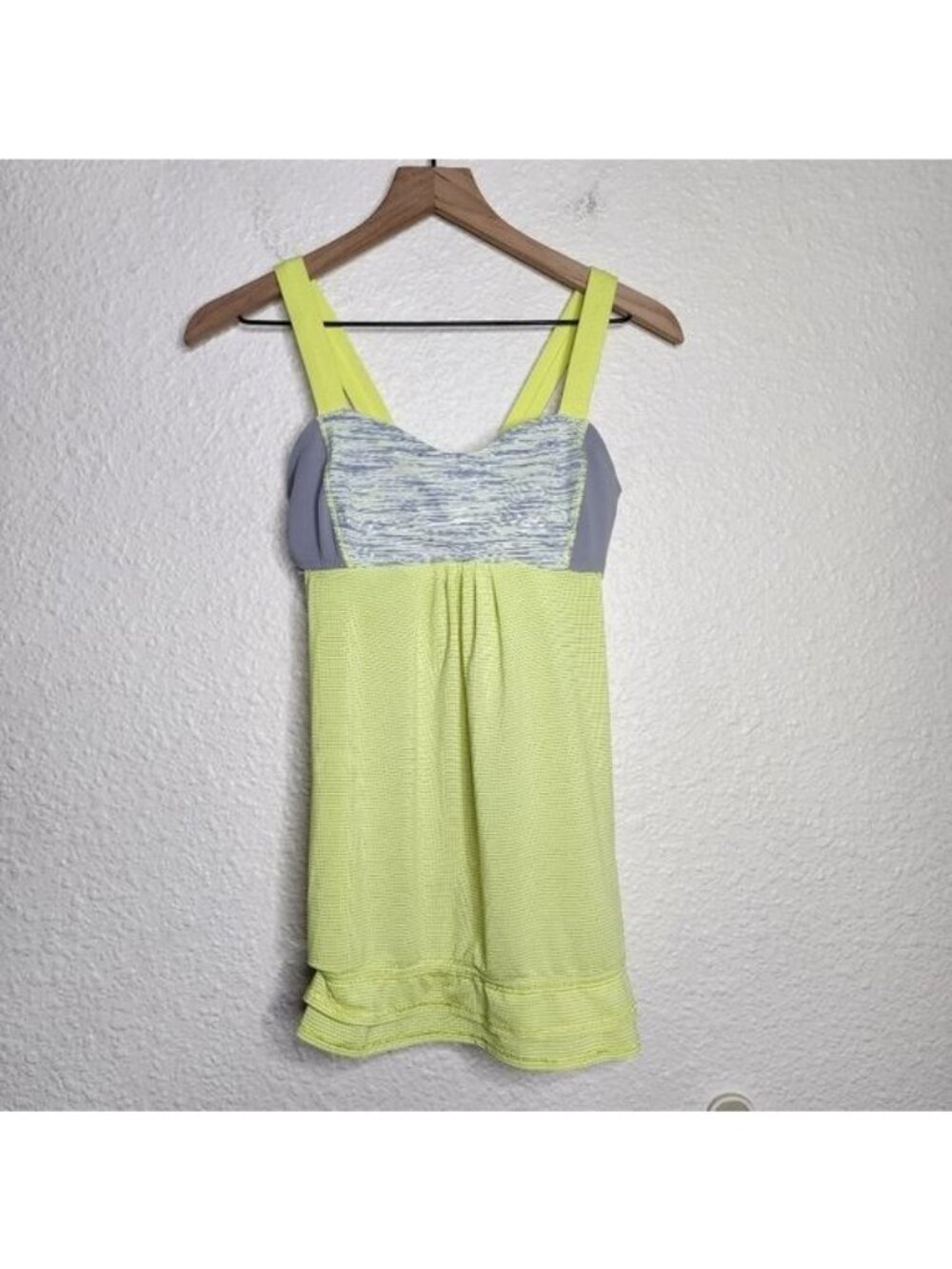 Lululemon Run: Back On Track Tank Top Clarity Yellow Women's Size 8